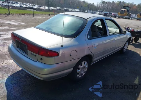 1998 Mercury Mystique from USA, damaged, VIN 1MEFM6530WK660877